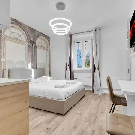 Marghera Metro Wifi & Shopping Διαμέρισμα